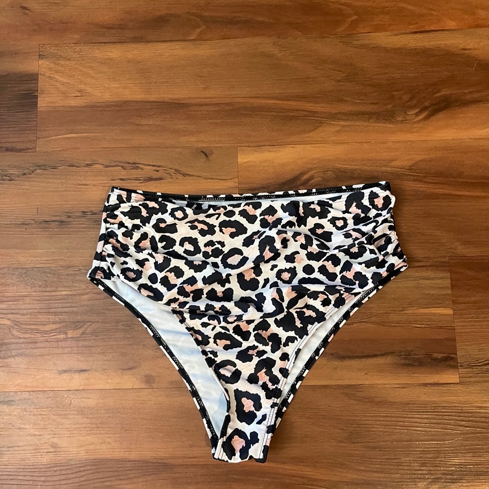 women’s swim suit bottoms
